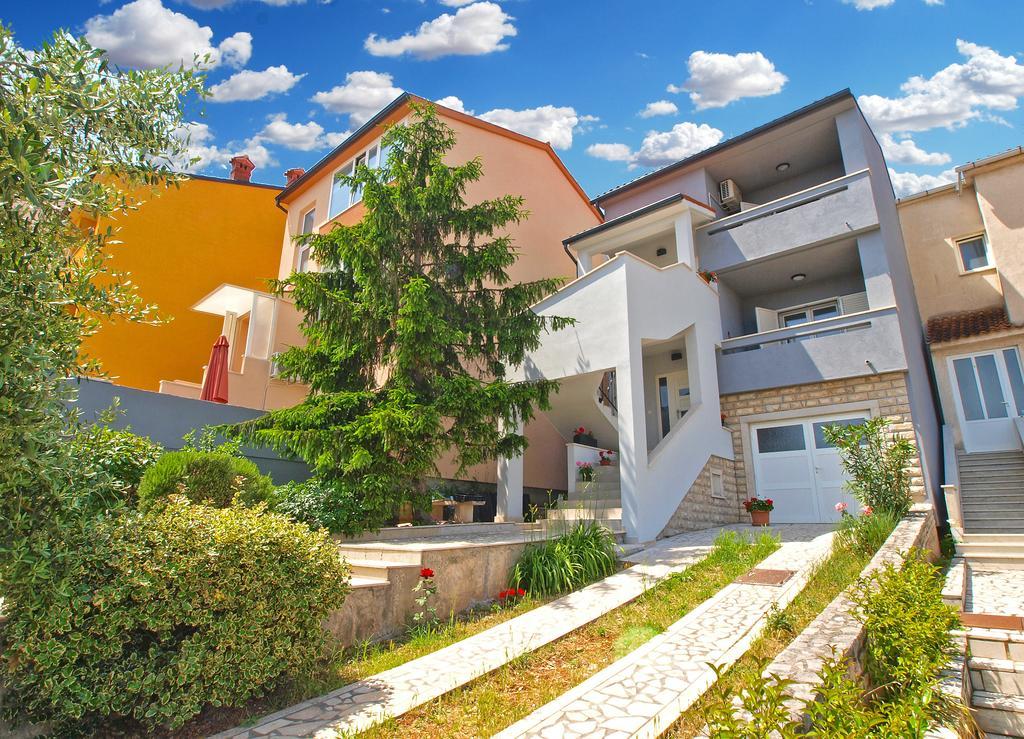 Apartments Nadija 1366 普拉 外观 照片
