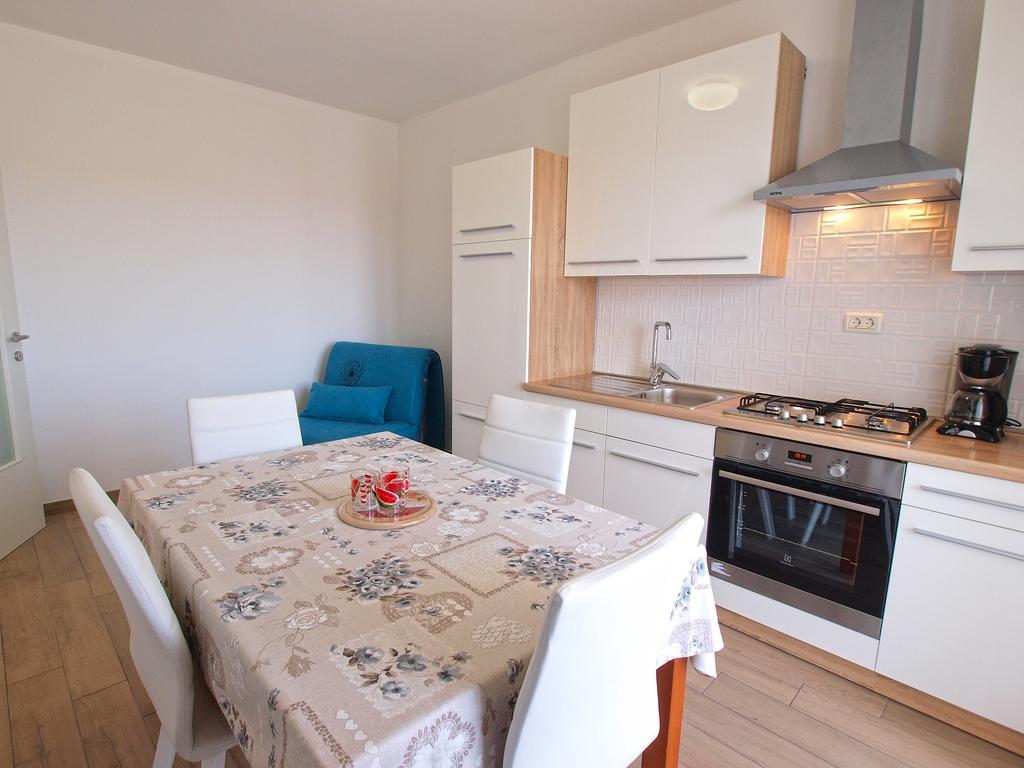 Apartments Nadija 1366 普拉 外观 照片